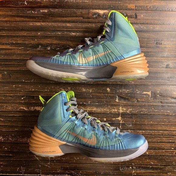 Nike Hyperdunk 2013 - Kyrie Irving Australia PE - Sz 9 - Men's - 599537 304 - Picture 3 of 7